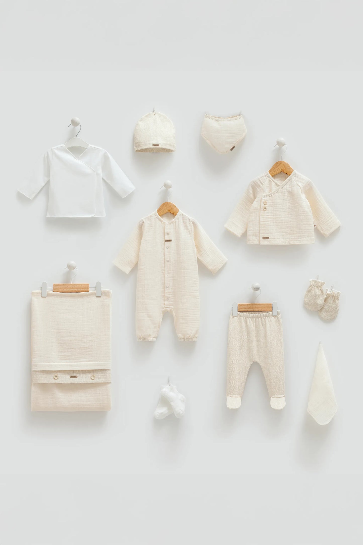 NEWBORN BABY 10-PIECE MUSLIN GIFT SET - BLUE & BEIGE