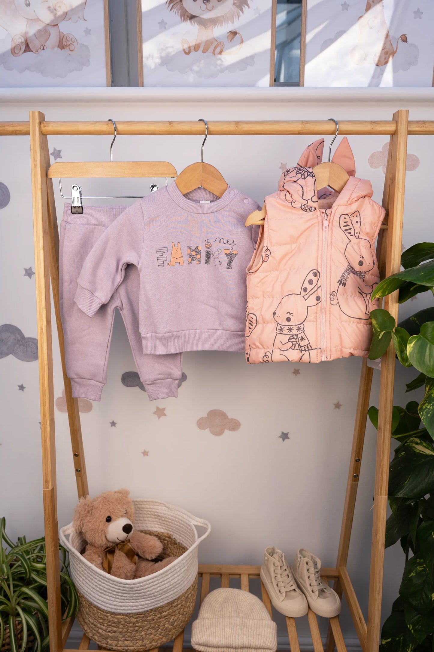 BUNNY HOODED 3-PIECE QUILTED OUTFIT SET – PINK & PURPLE (6-24M)