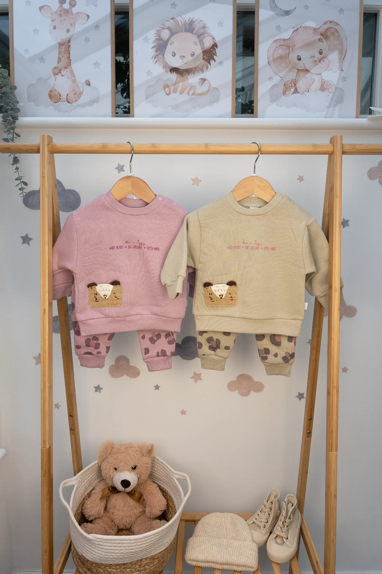 FOXY BABY GIRL 3 THREAD EMBROIDERED SWEATSHIRT & PRINTED JOGGER TROUSERS SET (6-24M)