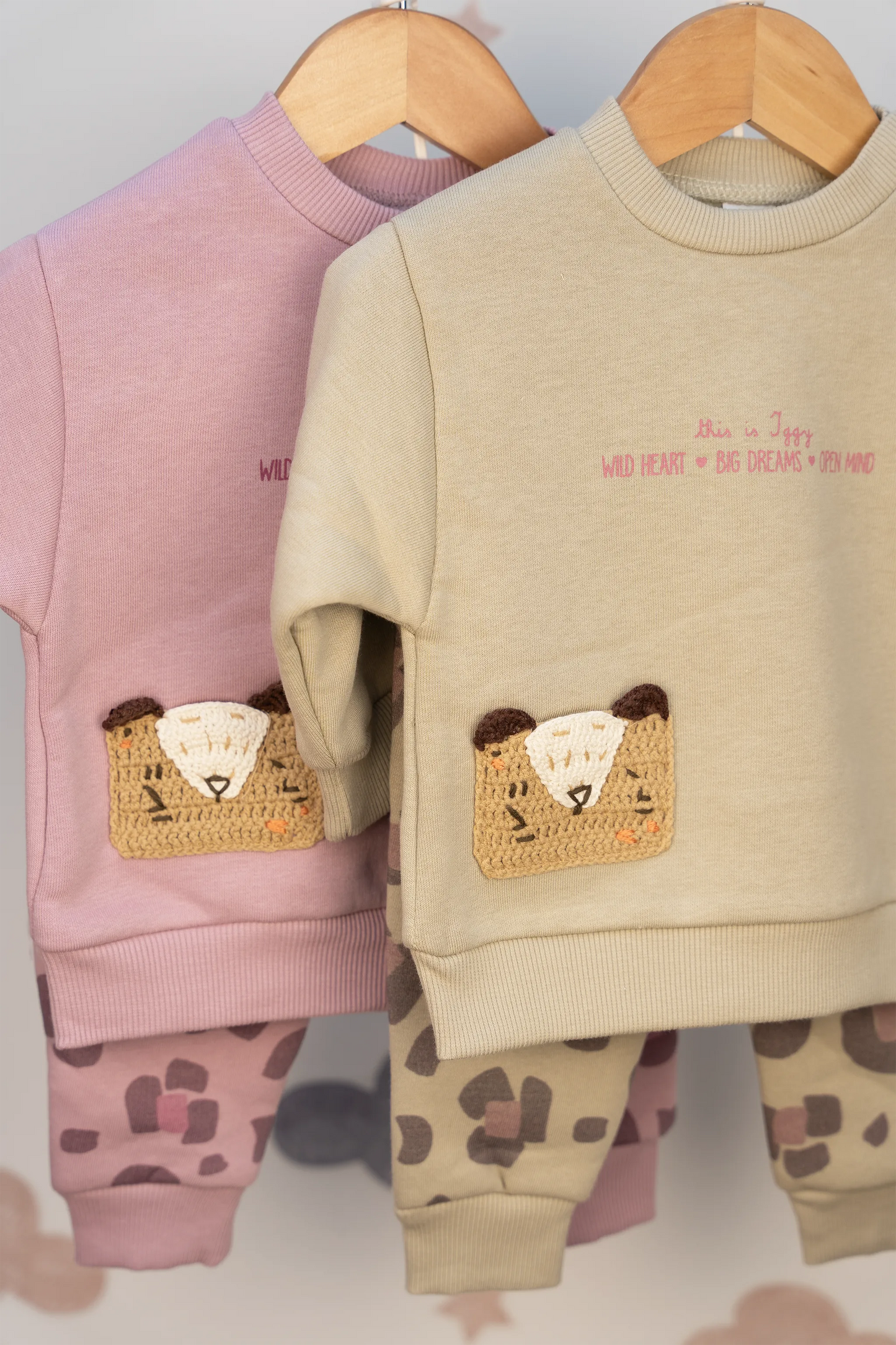 FOXY BABY GIRL 3 THREAD EMBROIDERED SWEATSHIRT & PRINTED JOGGER TROUSERS SET (6-24M)