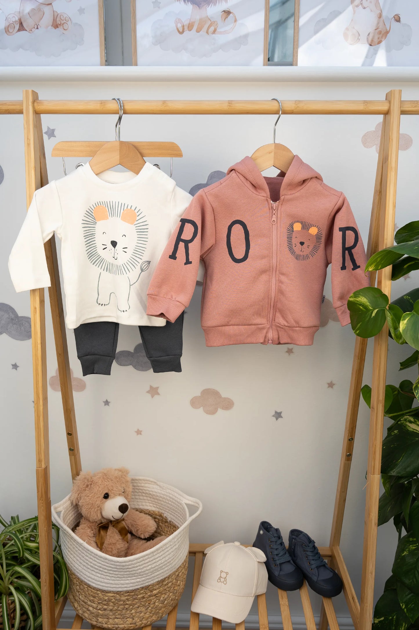 ROAR LION COTTON BABY OUTFIT SET IN SALMON (6-24M)