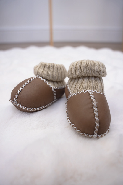 HANDMADE DOUBLE-FACED SHEEPSKIN BABY BOOTIES WITH KNIT CUFFS 0-6 MONTHS