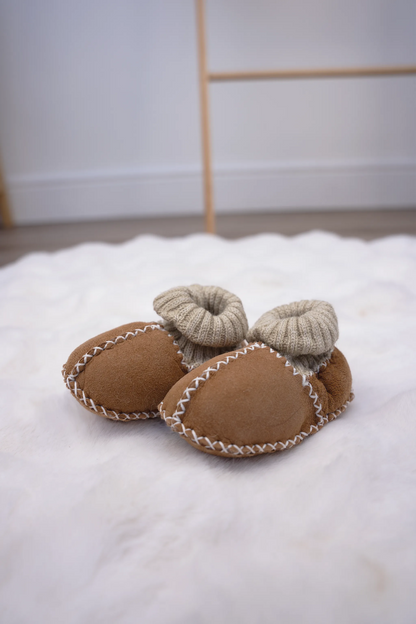HANDMADE DOUBLE-FACED SHEEPSKIN BABY BOOTIES WITH KNIT CUFFS 12-18 MONTHS