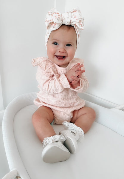 BABY GIRLS’ LONG-SLEEVE RUFFLED BODYSUIT - PINK & SALMON