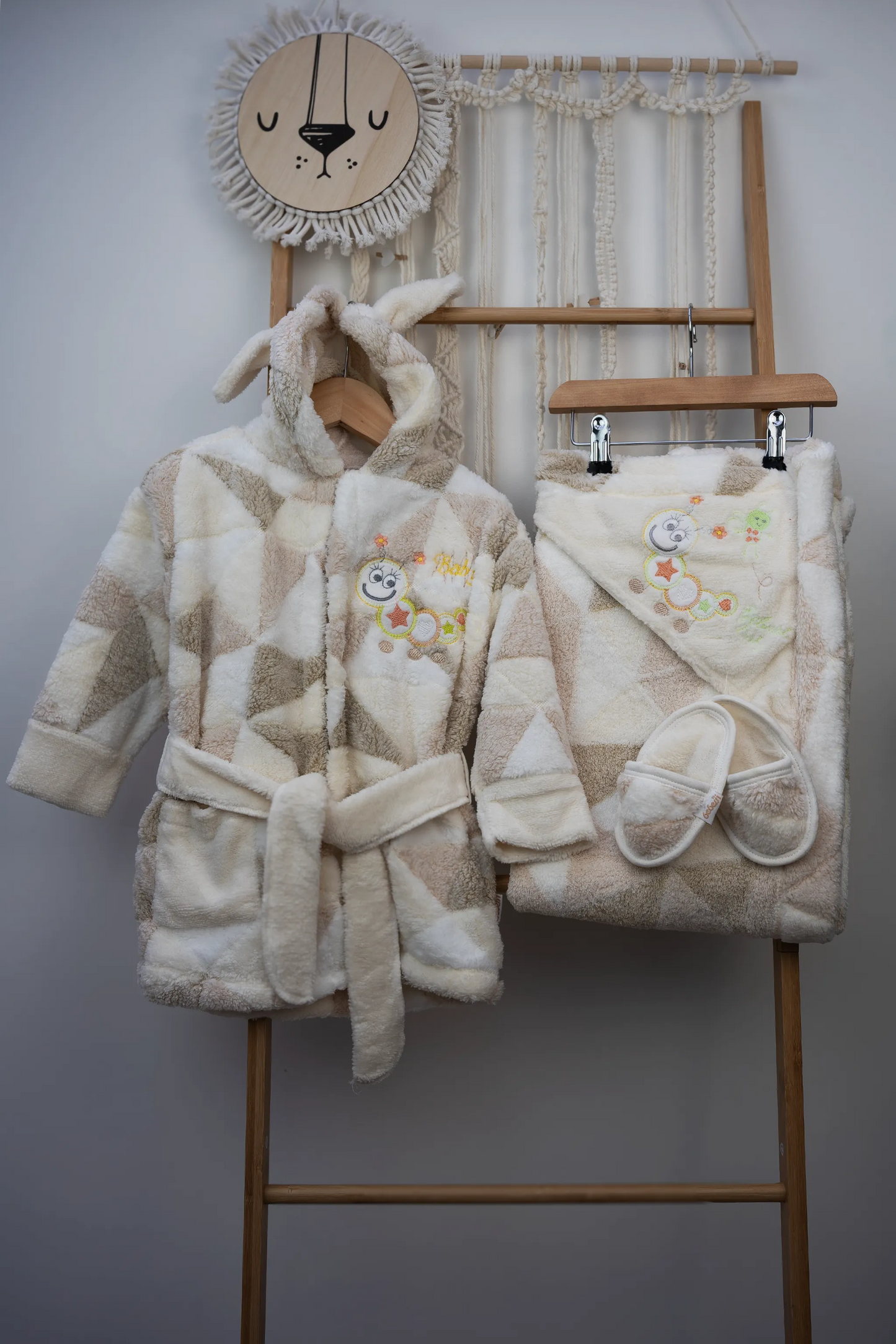 COZY HOODED BABY BATHROBE SET WITH MATCHING SLIPPERS