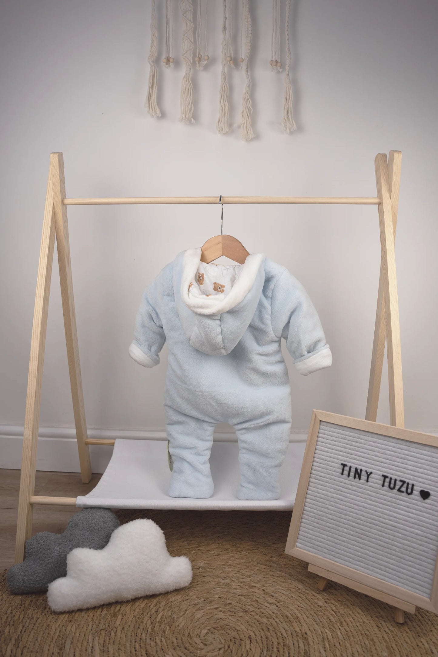 PLUSH BABY SNOWSUIT WITH BEAR FACE DESIGN - BLUE
