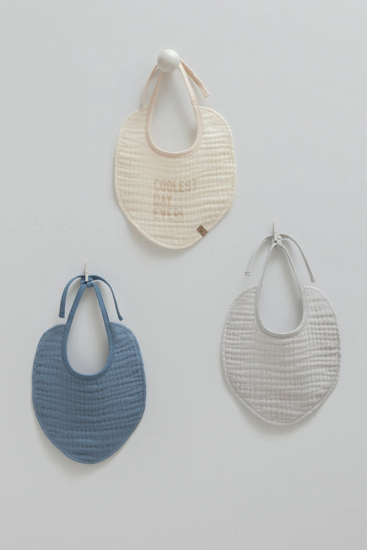 SOFT MUSLIN BABY BIBS – 3-PACK SET, ABSORBENT & GENTLE IN BEIGE, GRAY, AND BLUE