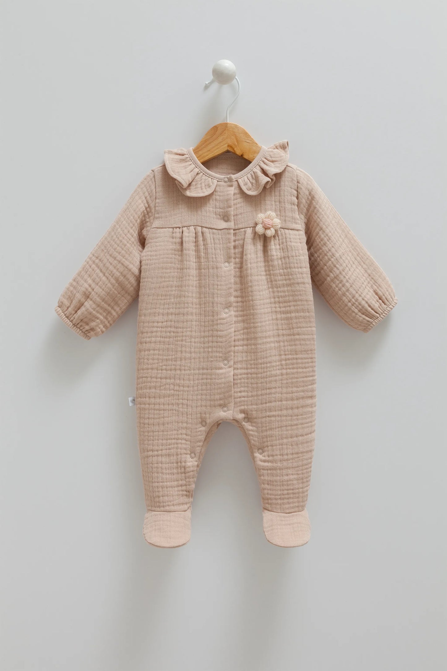 ADORABLE BABY MUSLIN JUMPSUIT WITH RUFFLED COLLAR AND SNAP BOTTOMS - PINK, BEIGE & BROWN