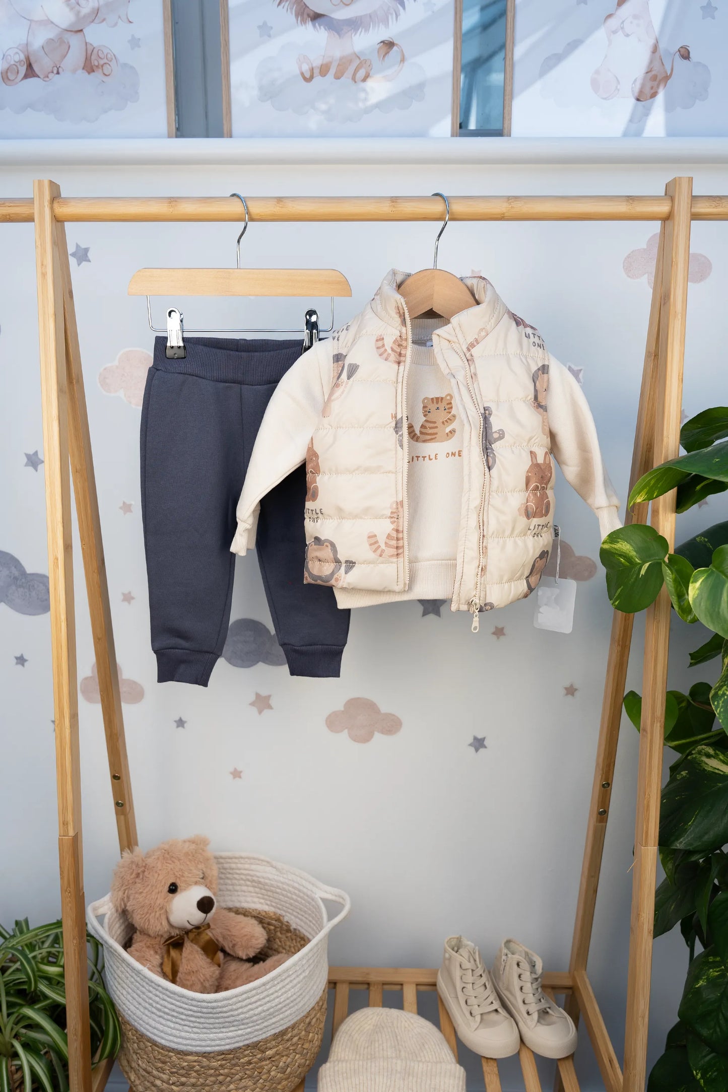 LITTLE ONE ANIMAL-PRINT 3-PIECE QUILTED OUTFIT SET – BEIGE & BLUE (6-24M)